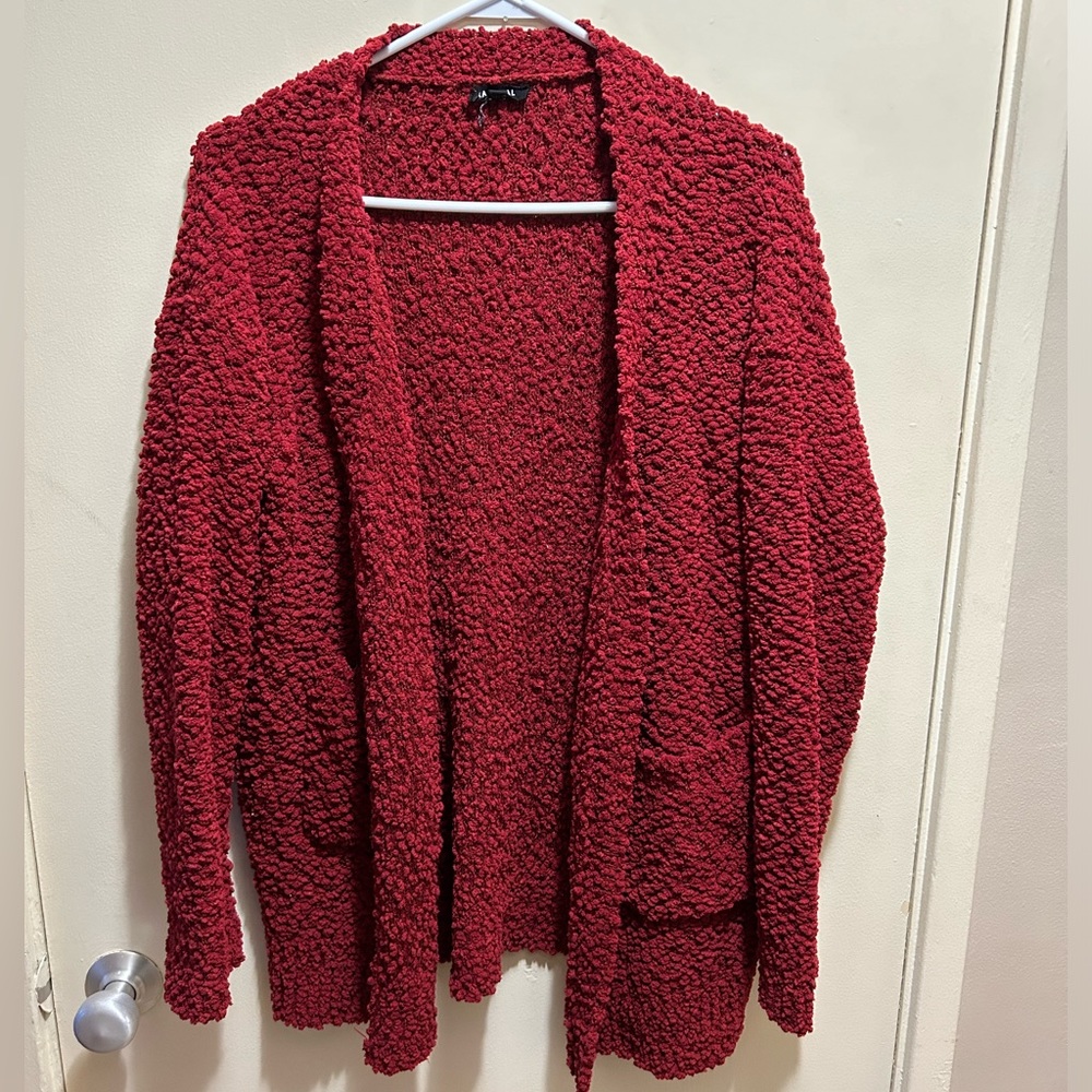 Women’s maroon popcorn cardigan size M/L